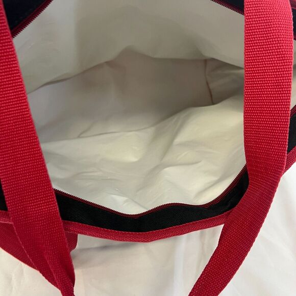 Trader Joes Insulated Cooler Bag Red & Black Large Reusable Eco-Friendly - Picture 6 of 10